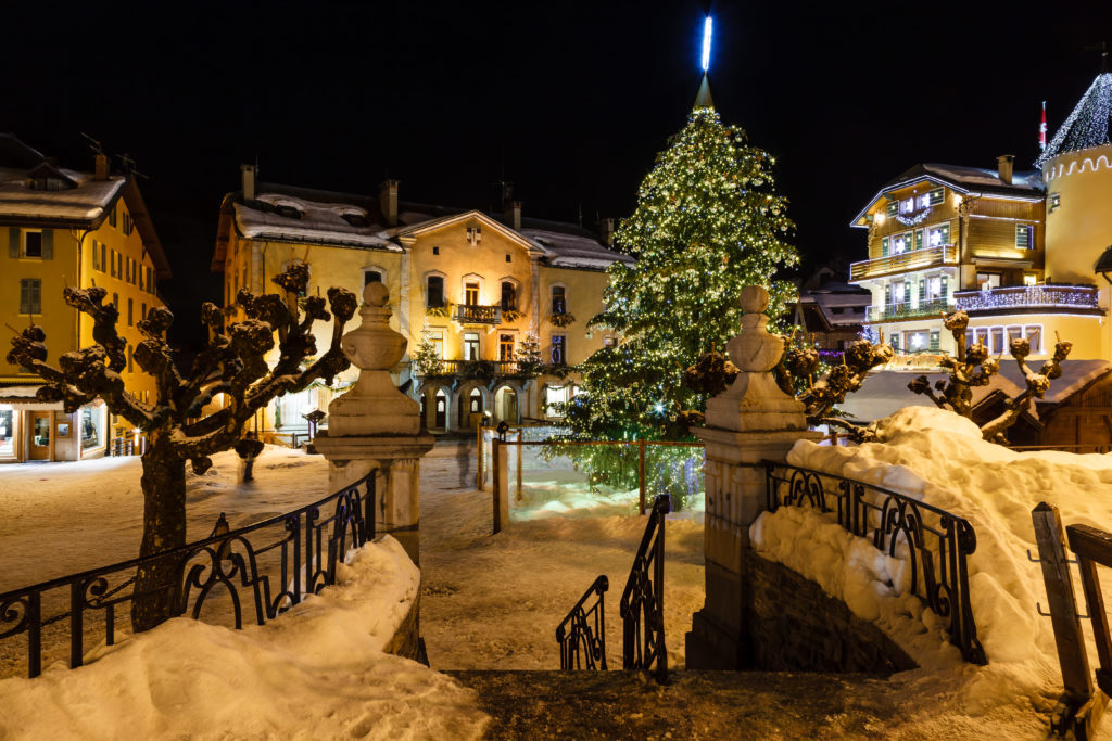 Located between the Haute-Savoie, Switzerland and Italy, the resort town of Megève is accessible by plane, train, car or bus.